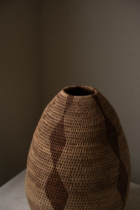 Vintage Zulu handwoven basket